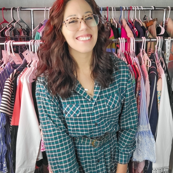 Meet your Posher, Amy - Picture 3 of 16